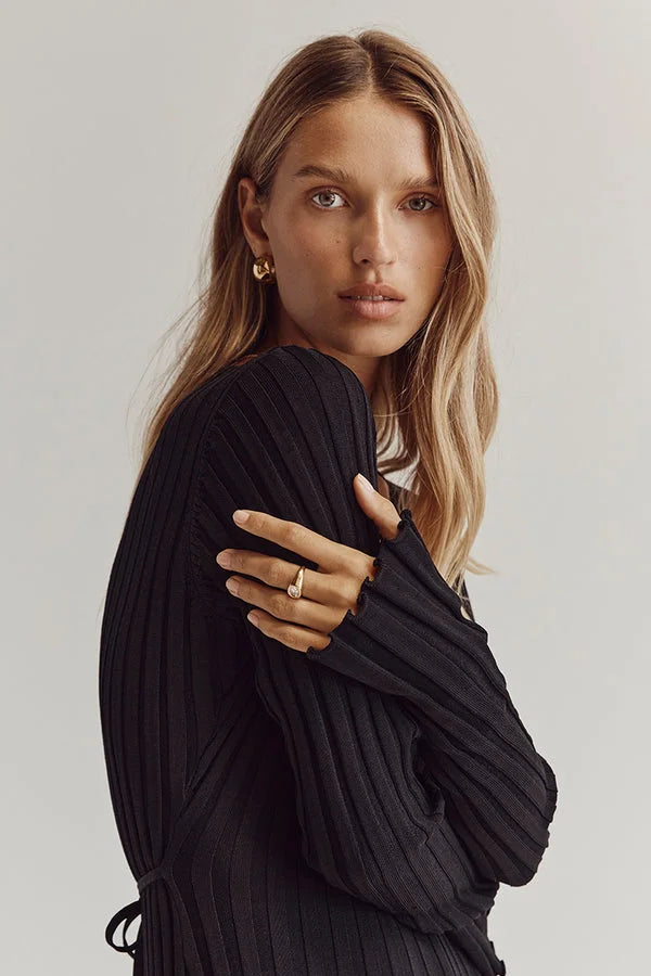 V - Neck Sleeved Knit Midi Dress