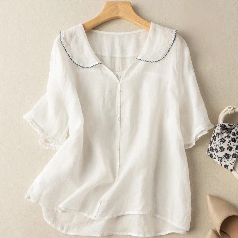 Vintage-Bluse für Damen mit zartem Kragen und luftiger Passform