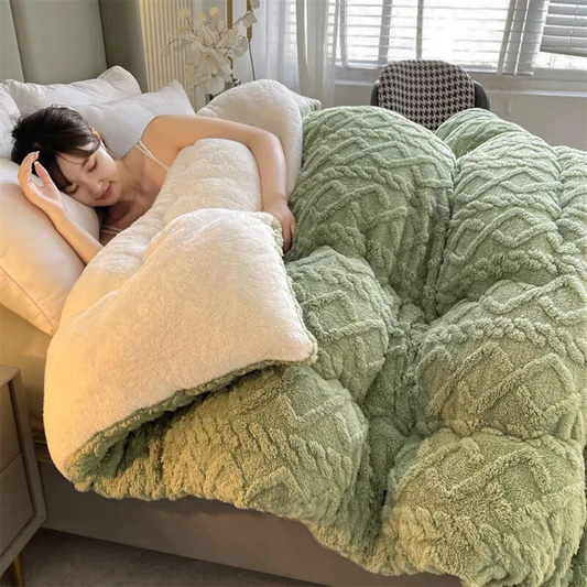 CloudSnug Comforter