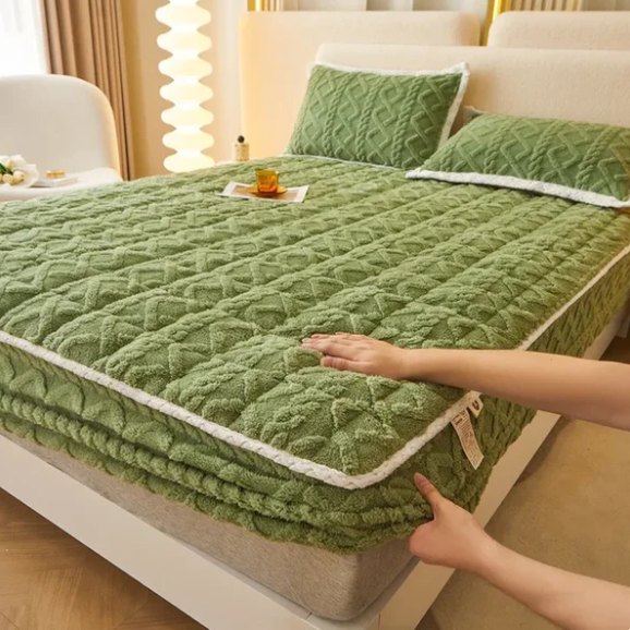 Fitted Bed Sheets + 2 Free Pillow Cases