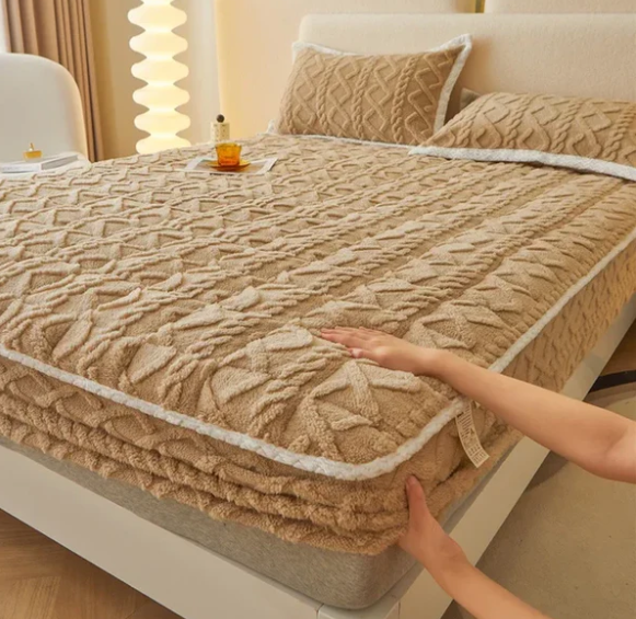 Fitted Bed Sheets + 2 Free Pillow Cases