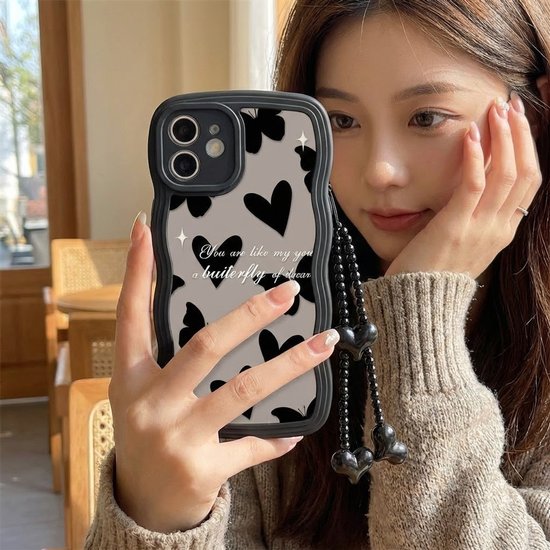 Golvend Hoesje Geschikt voor iPhone 12 Telefoonhoesje Case Hartjes en Vlinders Patroon met Koord