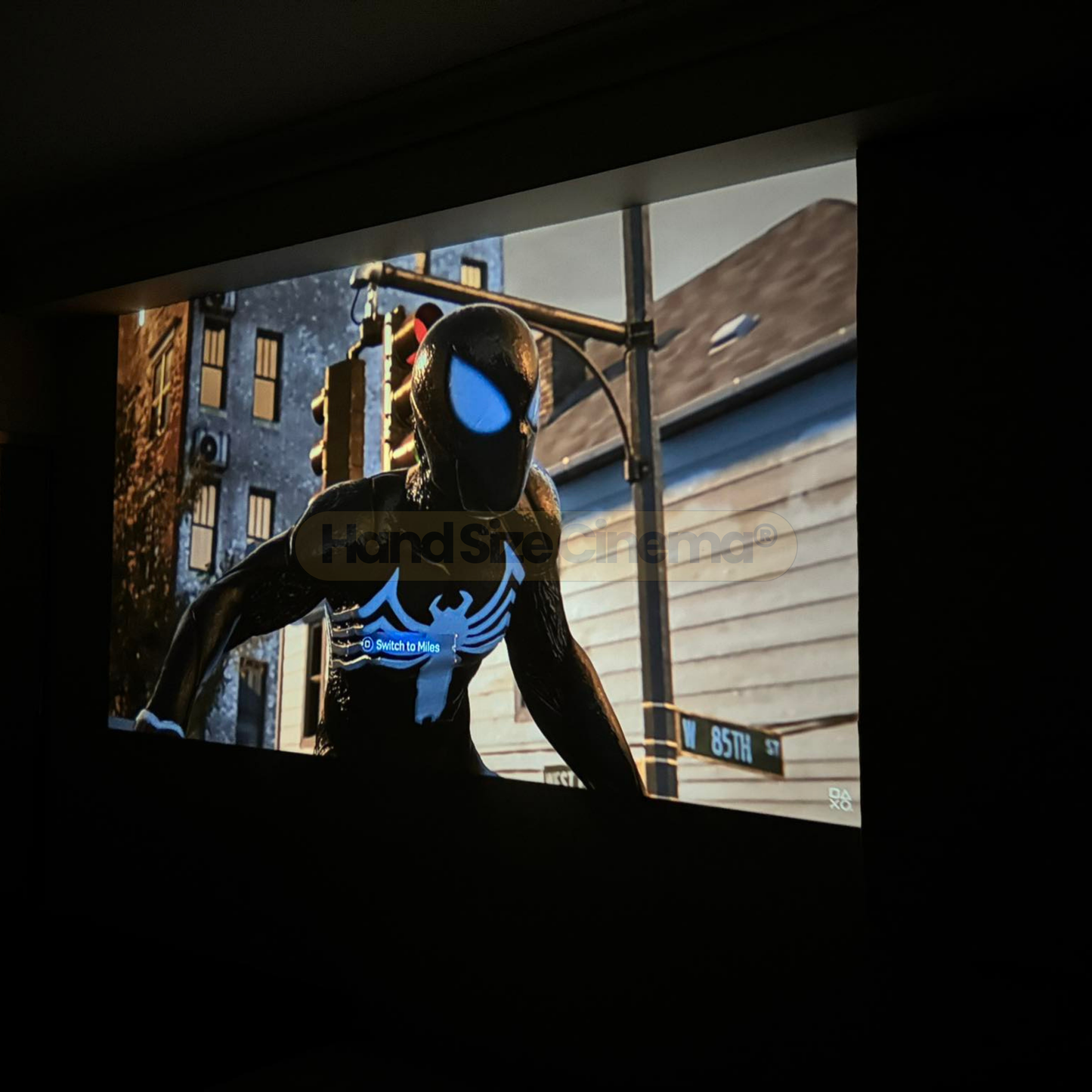 4K Smart Projector Free 60 Projector Screen