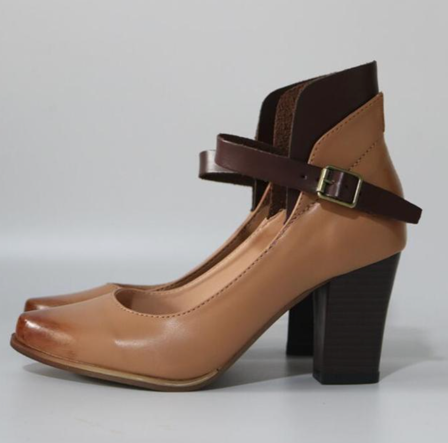 Elegant Heel Sandals with Straps