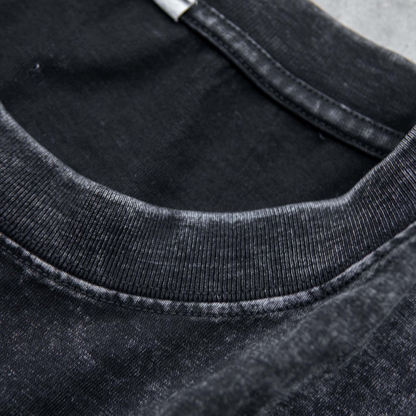 DJOA - Loose Fit Washed T-Shirt