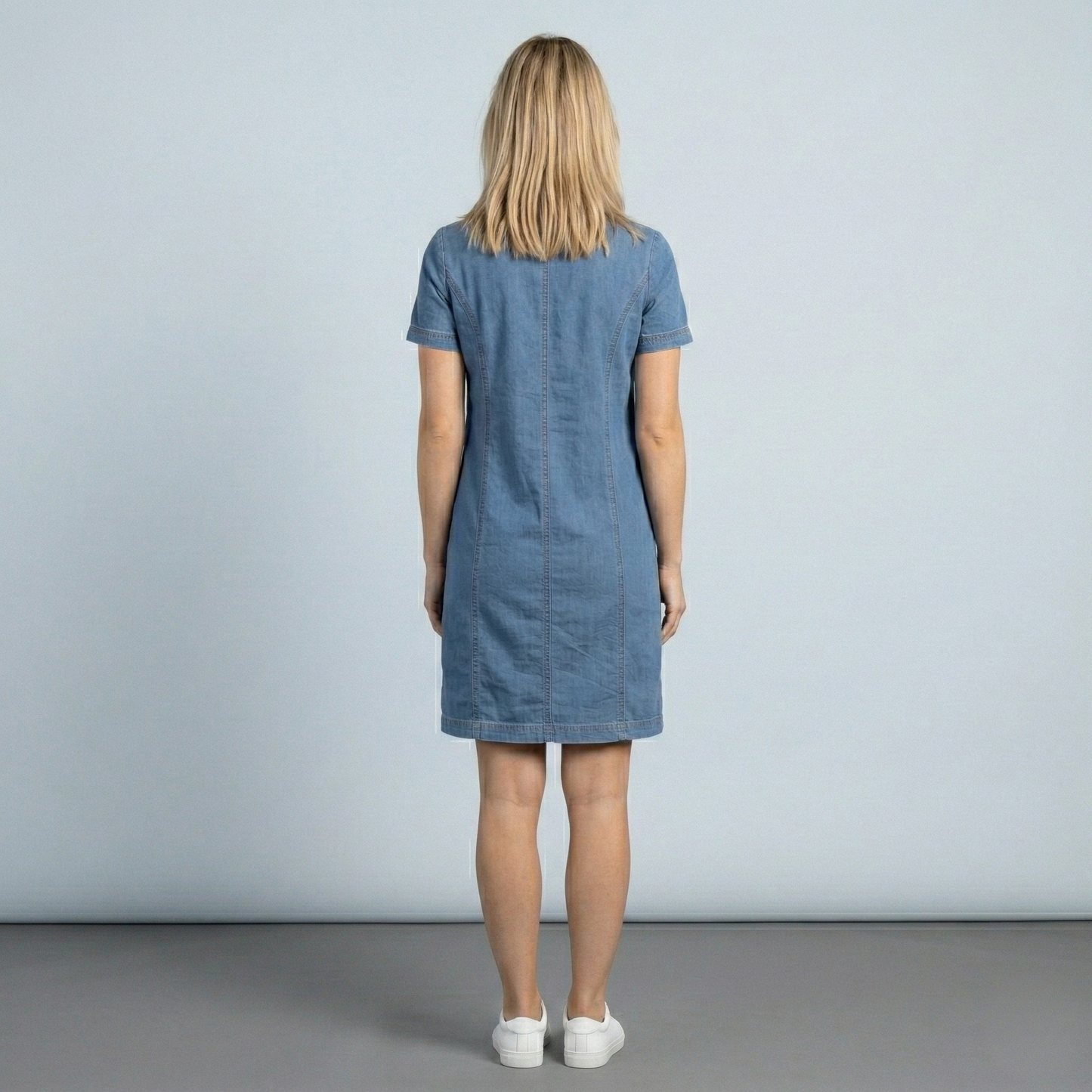Vestito Donna in Denim Maniche Corte con Tasche e Scollo a V