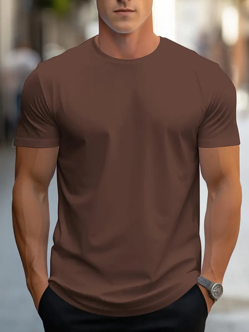 Men's short-sleeve t-shirt in white, featuring a classic crew neckline and a relaxed fit. 18