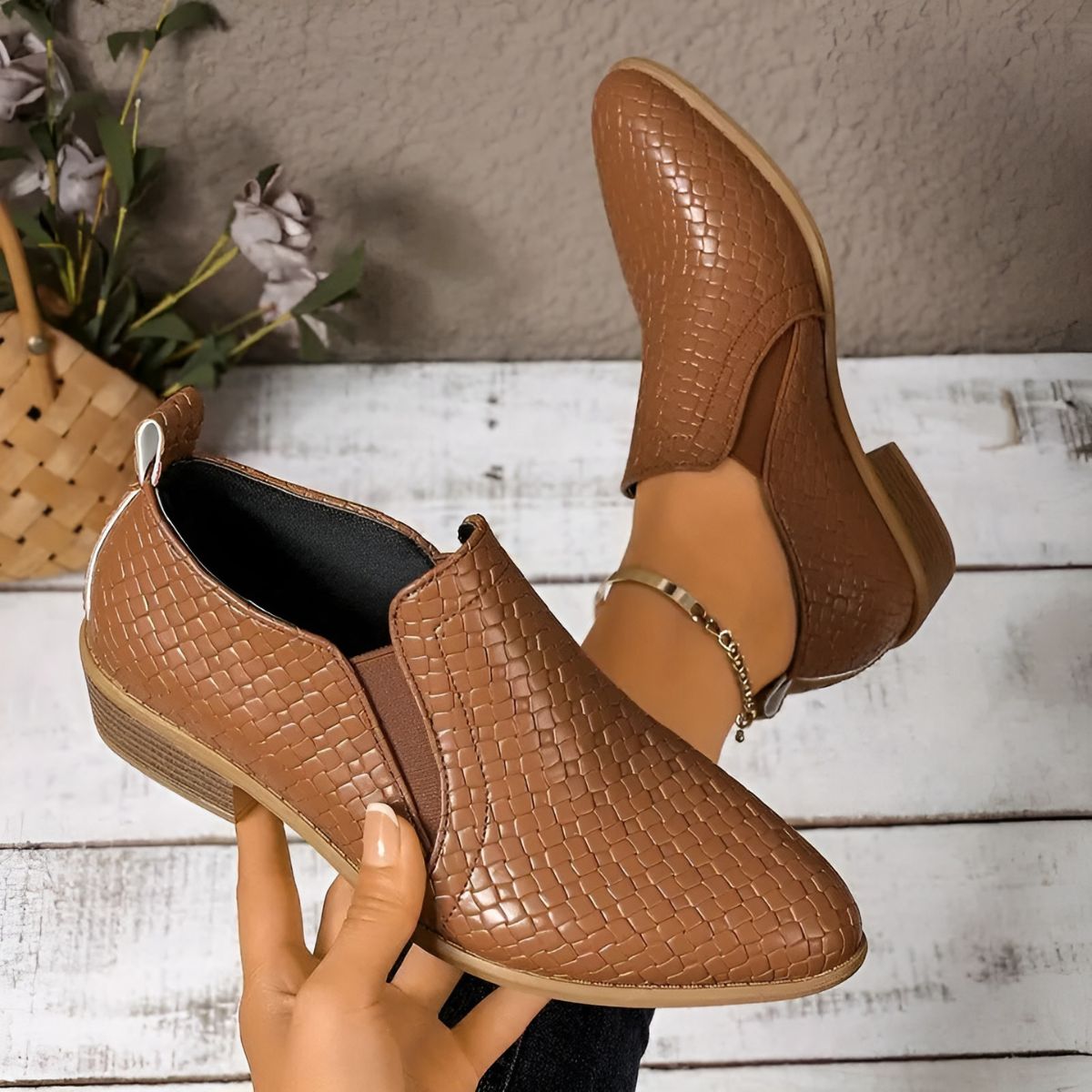 Lissa – Women’s Comfort Oxford Shoes