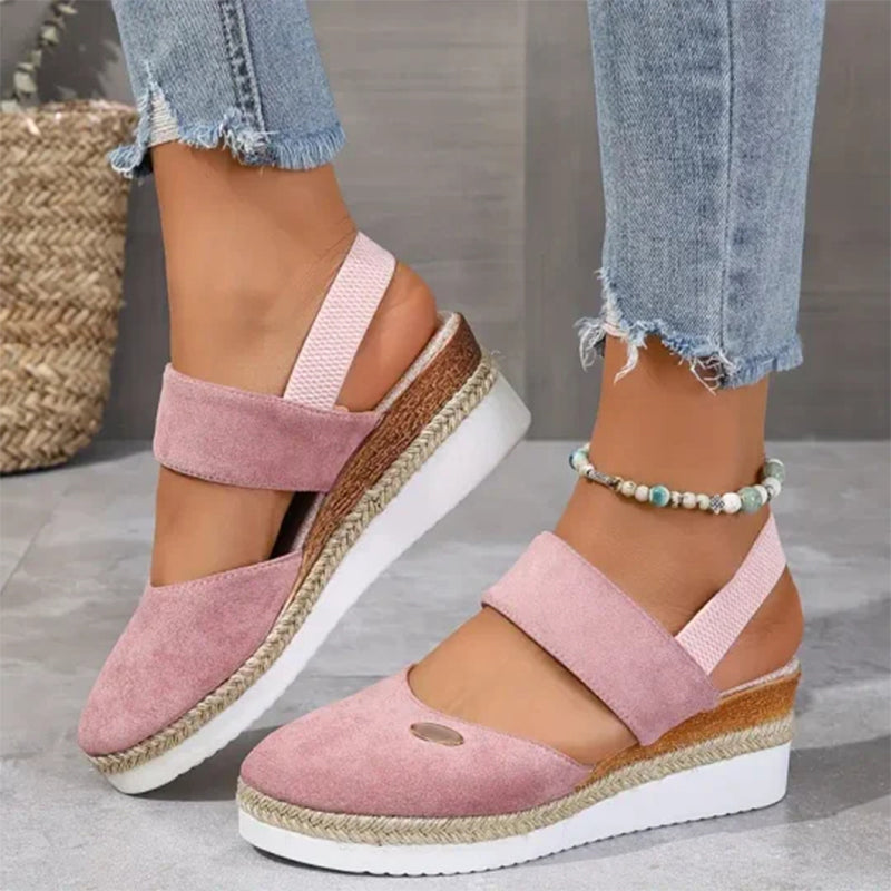 Sandalen dames | Comfortabele sleehak met gesloten neus