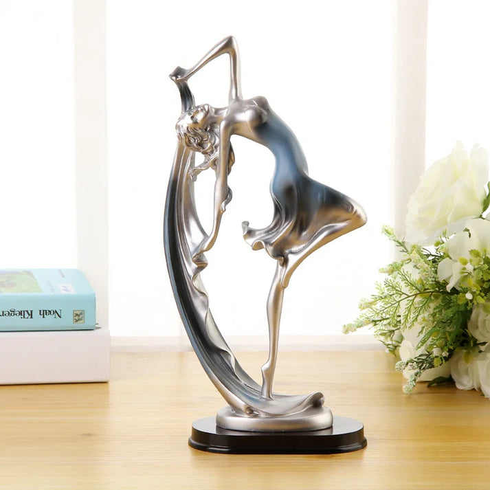 GraceForm – Elegant Danser Statue med Flydende Linjer og Stabil Base