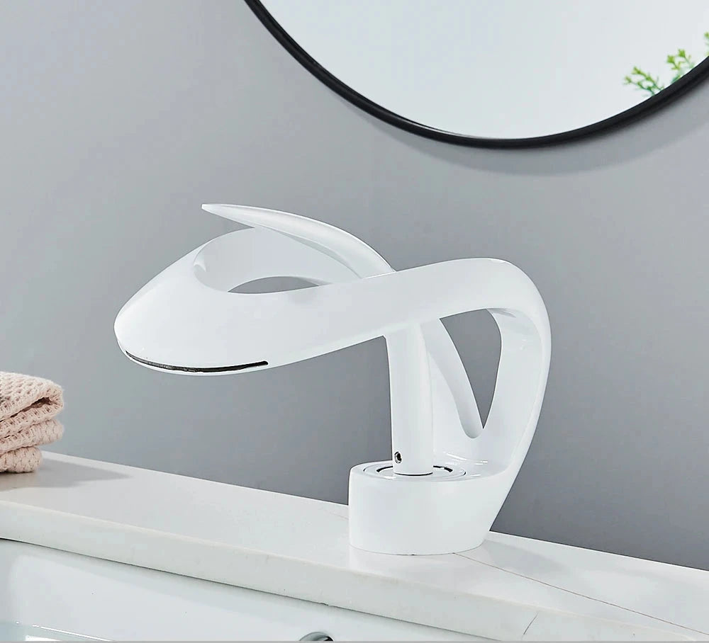 Messing Basin Mixer Tap with Waterfall Spout - Flowarc