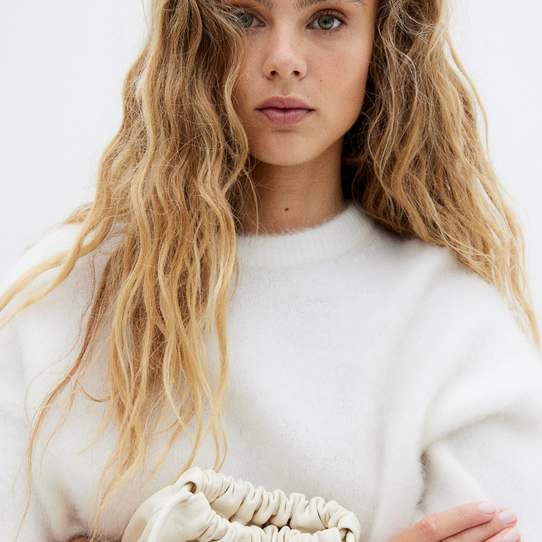 BIZA Mohair Crewneck