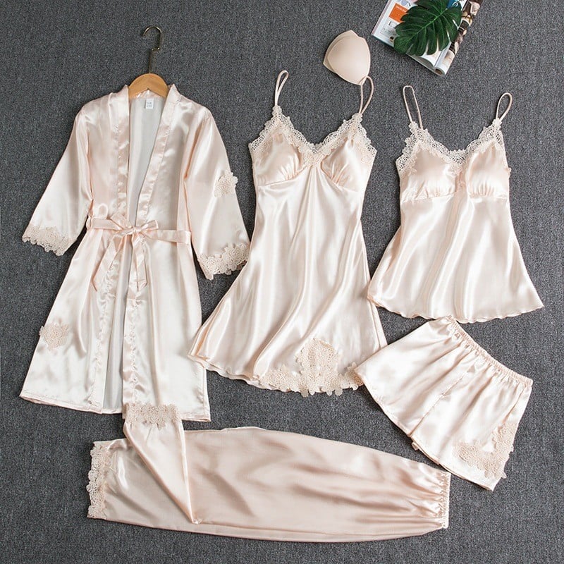 Élise Nuit Satinée ( Pre-walentynkowa oferta )