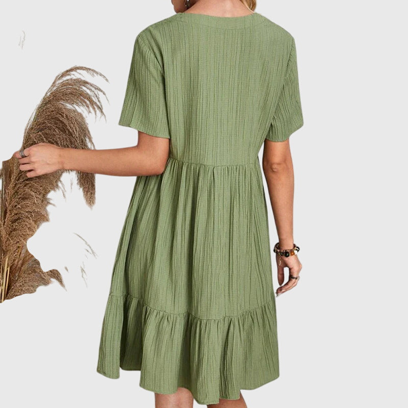 Auri | Elegant Flattering Dress