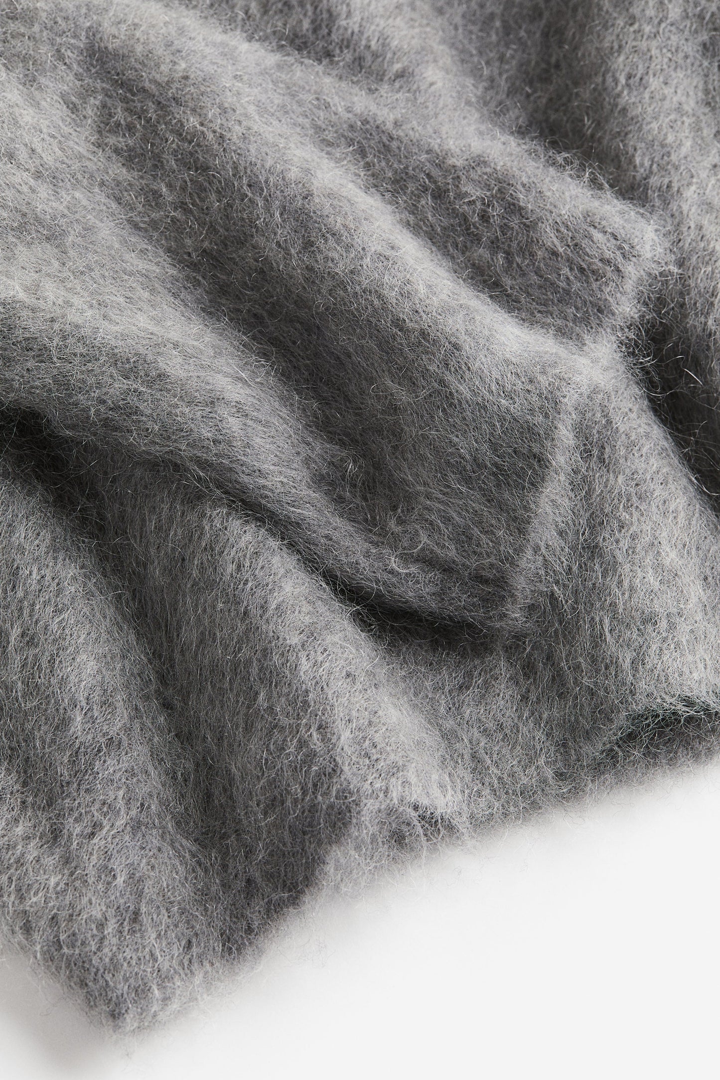 BIZA Mohair Crewneck