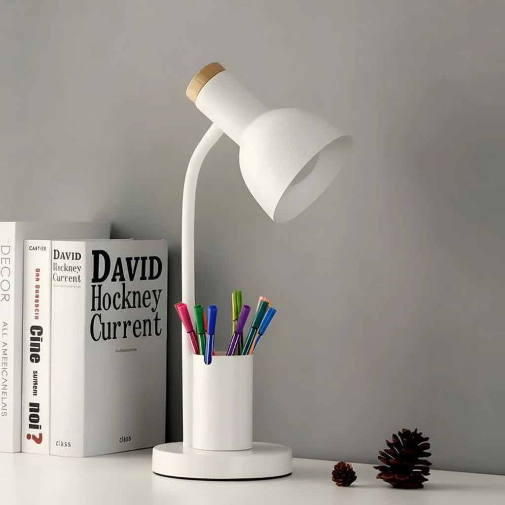 Elegante Tischlampe mit Praktischem Stiftsortierer
