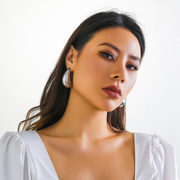 Ethora tearshape earrings