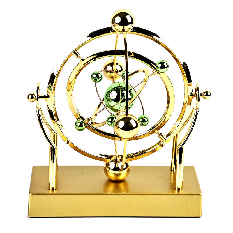 Celesto | Kinetische Design Sculptuur – Bewegend Perpetuum Mobile in Goud & Metaal