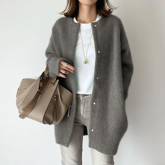 Madeline – Women’s Oversized Cardigan