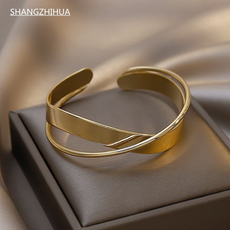 Grade Separation Copper Bracelet