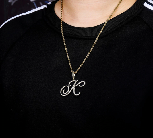 Cursive Pendant Necklce