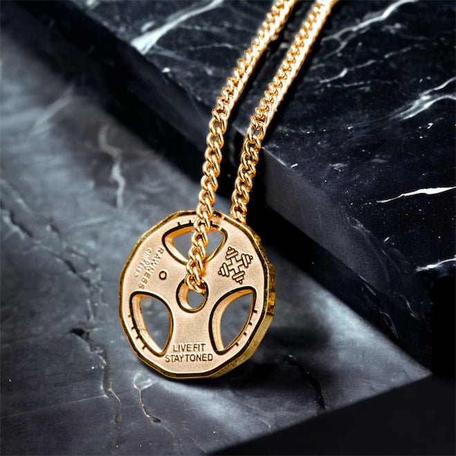 THE PLATE NECKLACE