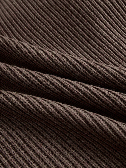 Schickes Strickkleid mit Rüschen