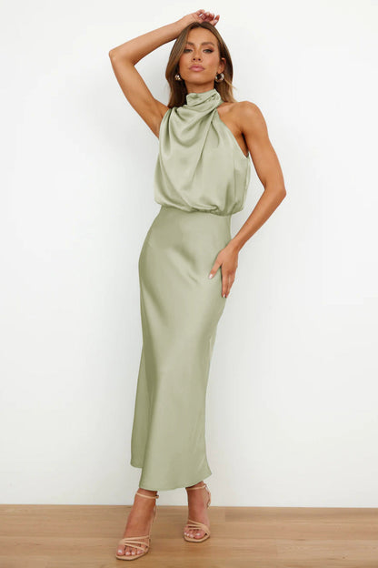 Melira - Majestätisches Maxikleid mit Stehkragen