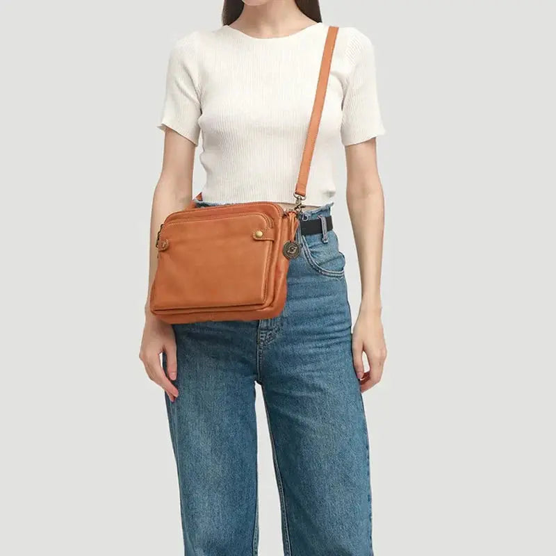 LuxeLeather - Leather Crossbody Bag Tarhus