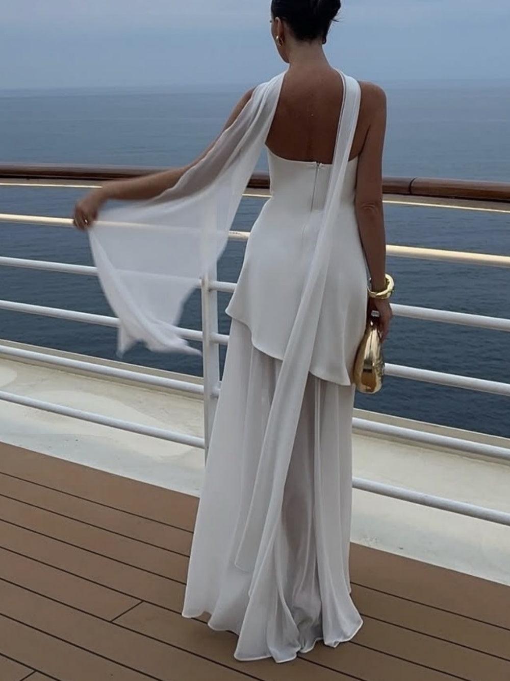 Elegant strapless one-shoulder sleeveless dress