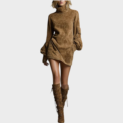 Mimi | Rochie scurtă din piele întoarsă cu guler înalt