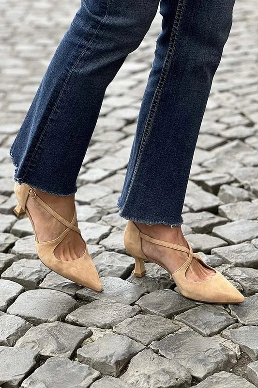 CROSS-STRAP PUMPS