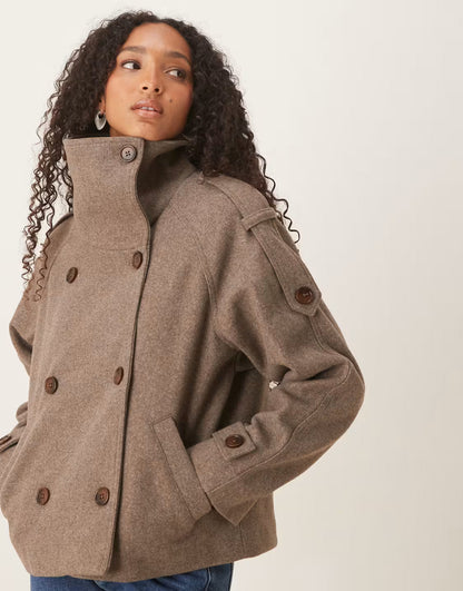 Chic autumnal wool peacoat