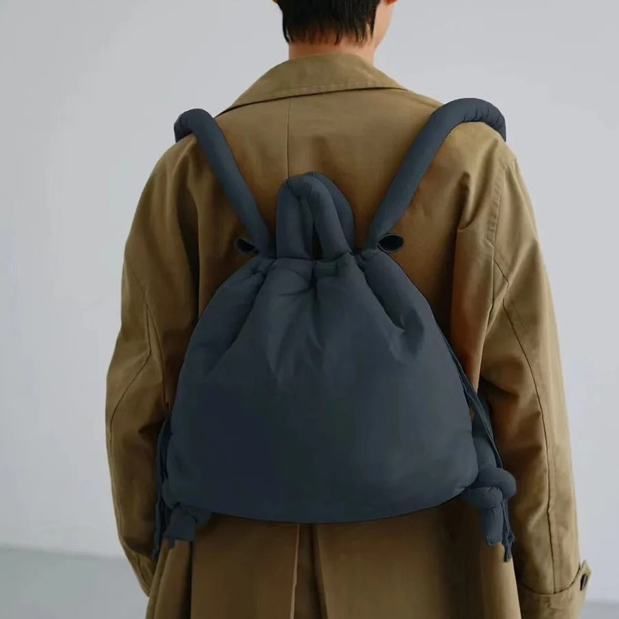 Padded tote bag with knot details