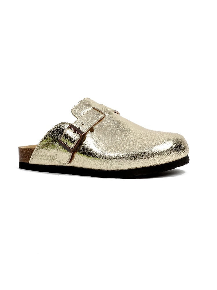 Chanclas francesas de estilo retro, confeccionadas en piel auténtica y con la punta cerrada.