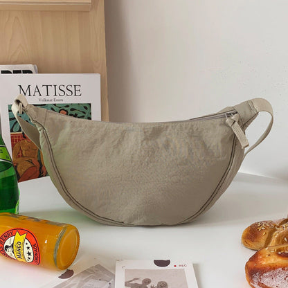 Chic Crossbody Bag: Sleek, Compact, and Practical