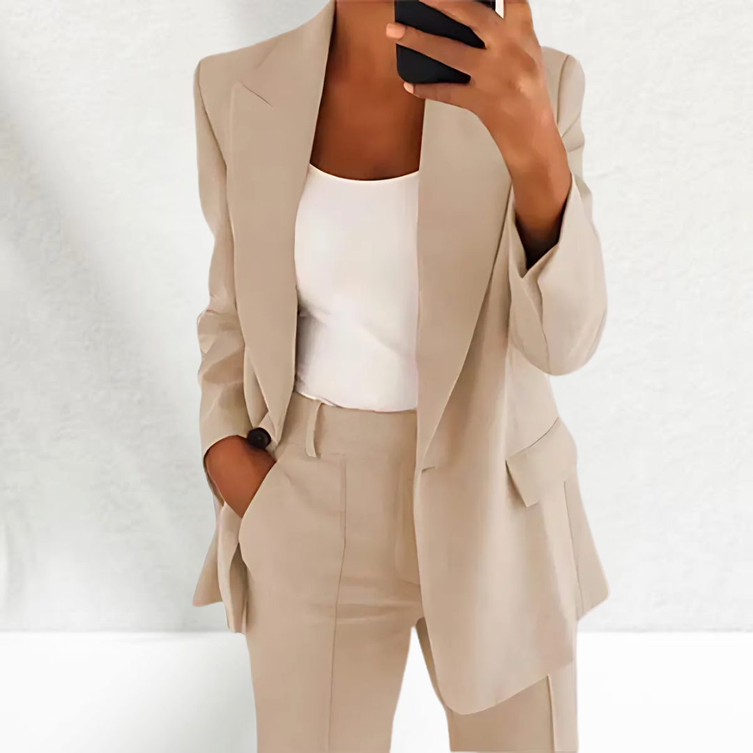 Teresa - Two-Piece Women's Suit Casual Chic