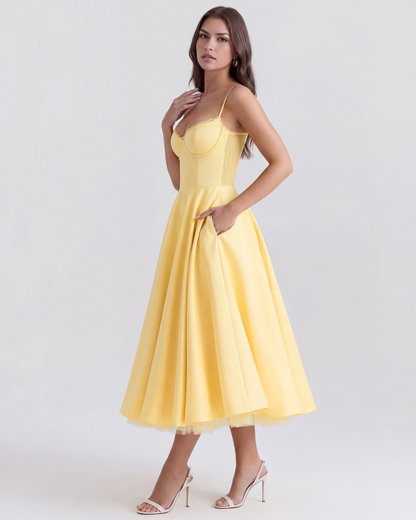 Belle - Robe midi avec couches de tulle et poches secrètes