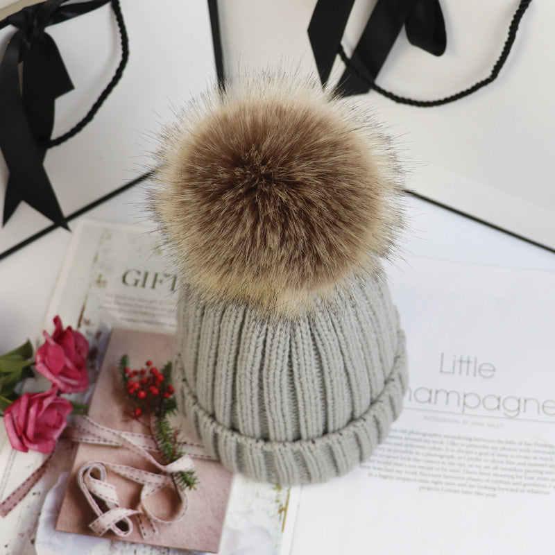 LORETTE | Classic Knit Beanie with Pom