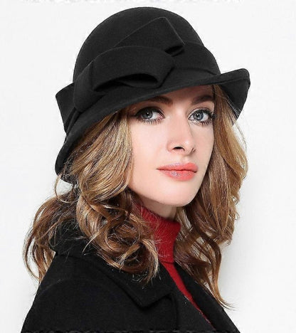 Magnolia – Elegáns, széles karimájú cloche kalap
