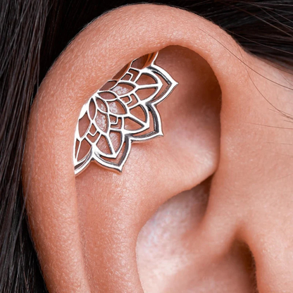 Mieko – Mandala Helix Ohrring