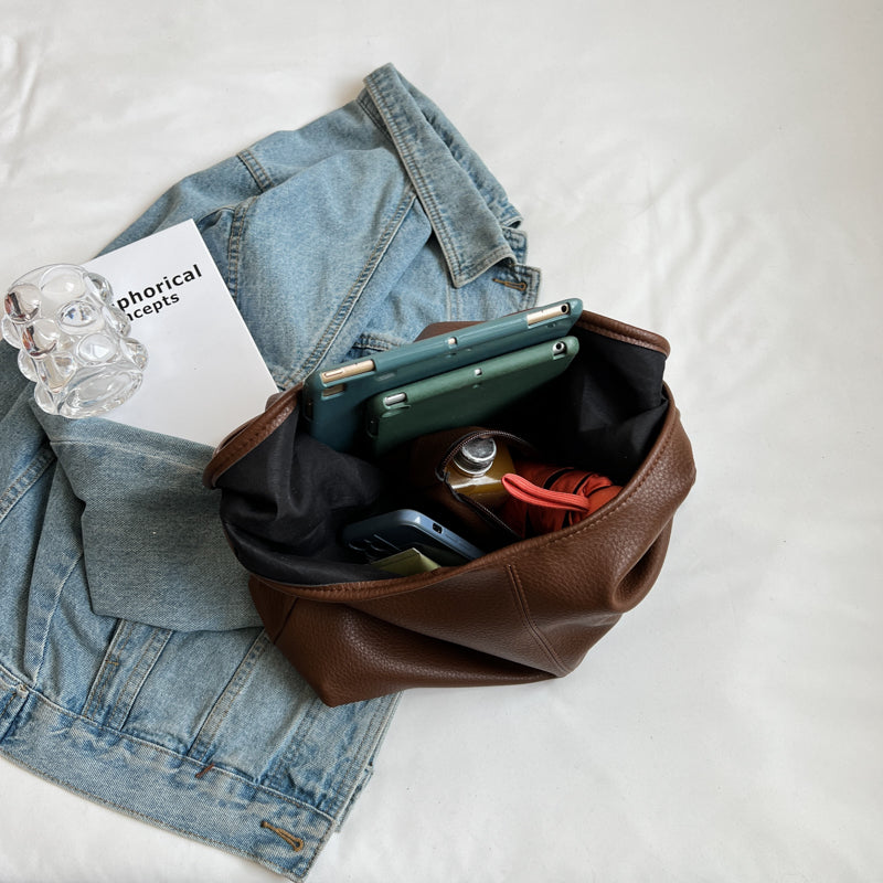 Vegane Leder-Hobo-Tasche mit Schulterriemen