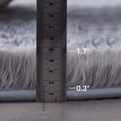 Rund fluffig matta - Clouda
