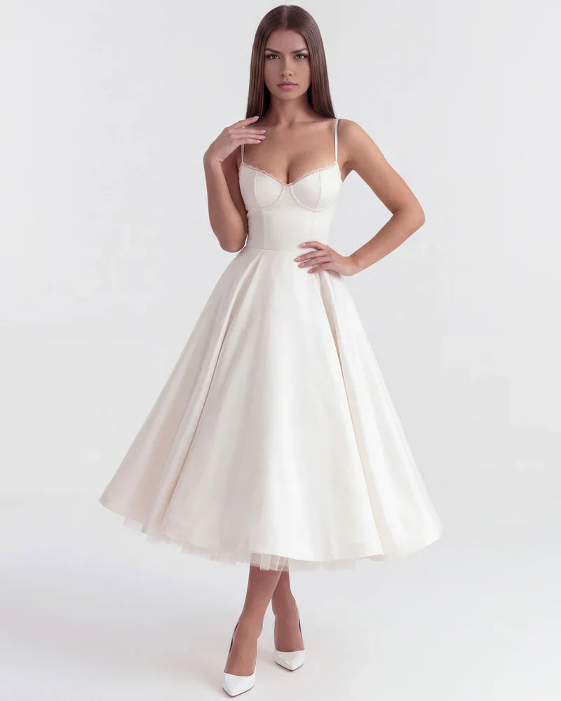 Belle - Robe midi avec couches de tulle et poches secrètes