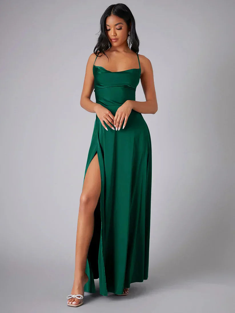 Maxi-ilta-asu - Korkea halkio - Pitkä juhlamekko - Elegantti
