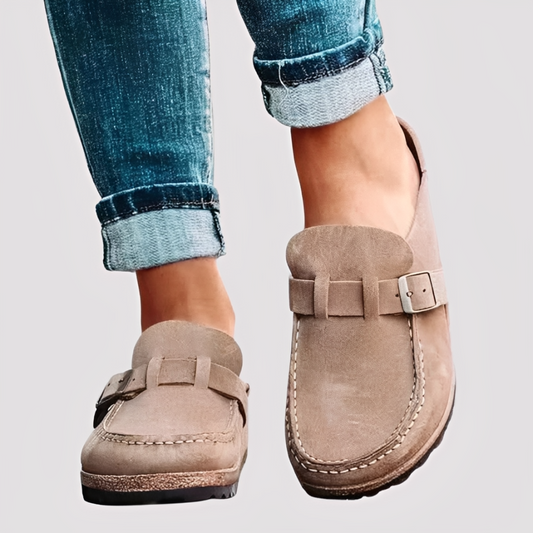 Iris | Casual Shoes with Style
