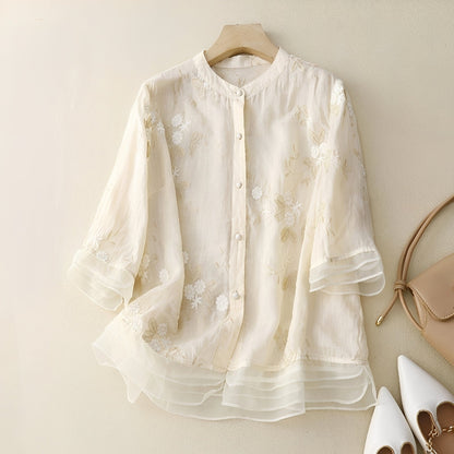 Christine - Blouse élégante avec fleurs brodées pour femmes