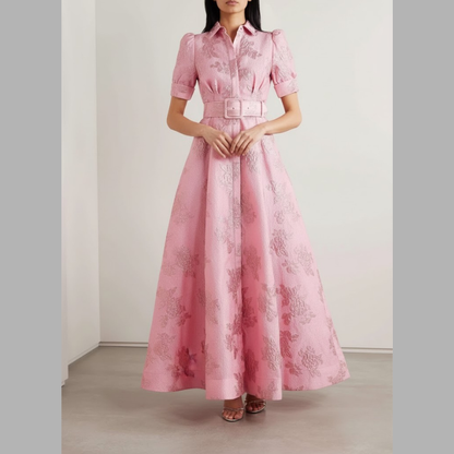 Elegancka sukienka maxi z paskiem w talii – elegancka sylwetka dla kobiet