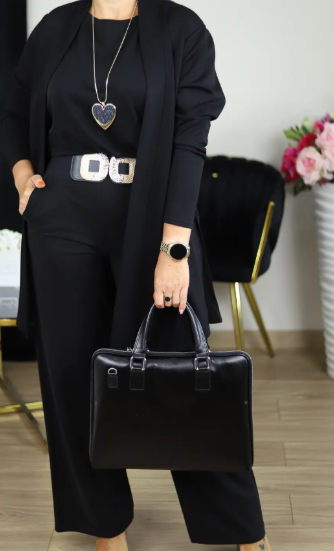 Elegant 3-delt sett som består av en lang cardigan, en topp og en bukse