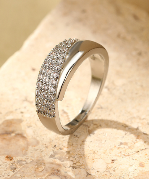 Nordic Grace Ring – Kvindernes Dag Edition